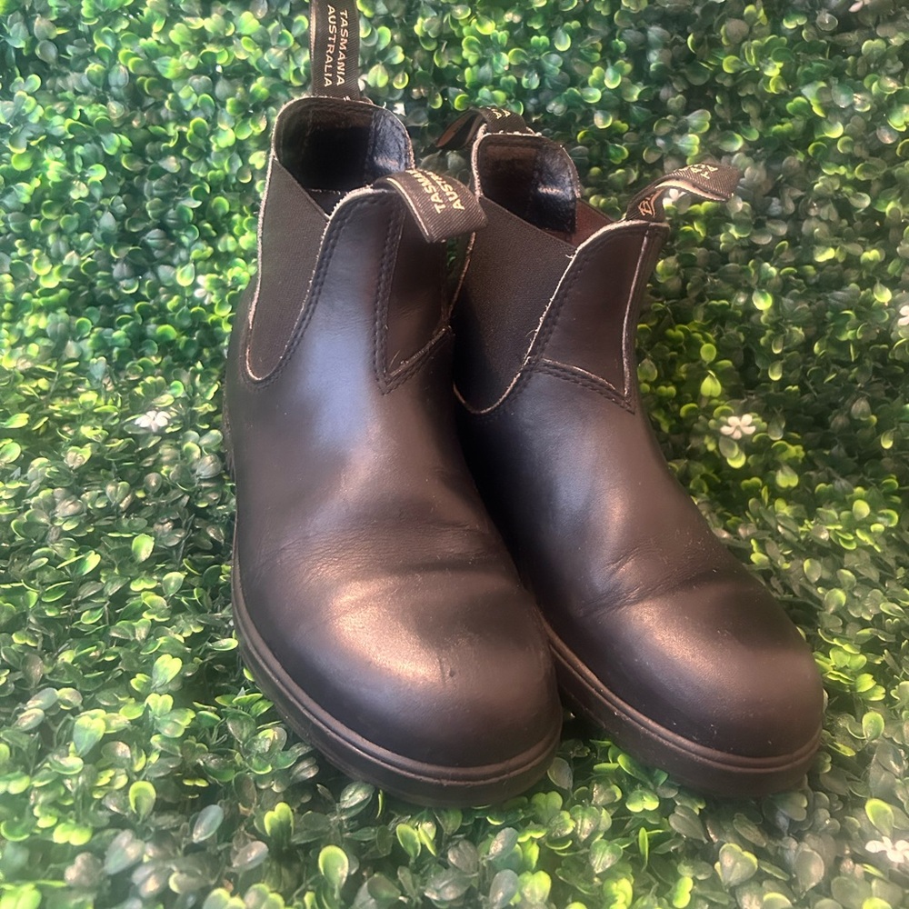 Blundstone Black Leather Women's Chelsea Boots